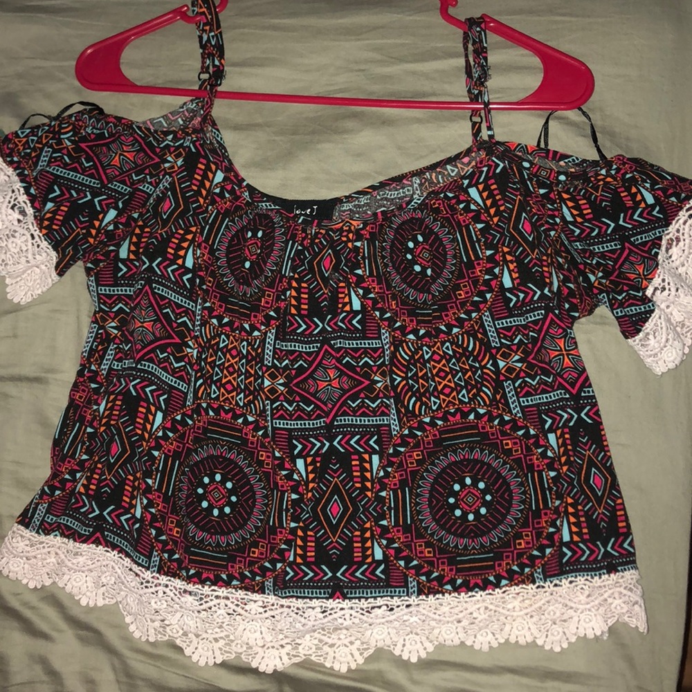 Off the shoulder, crop top w/ embroidered edges.